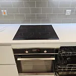 Spacious Room 30 Minutes To Central London